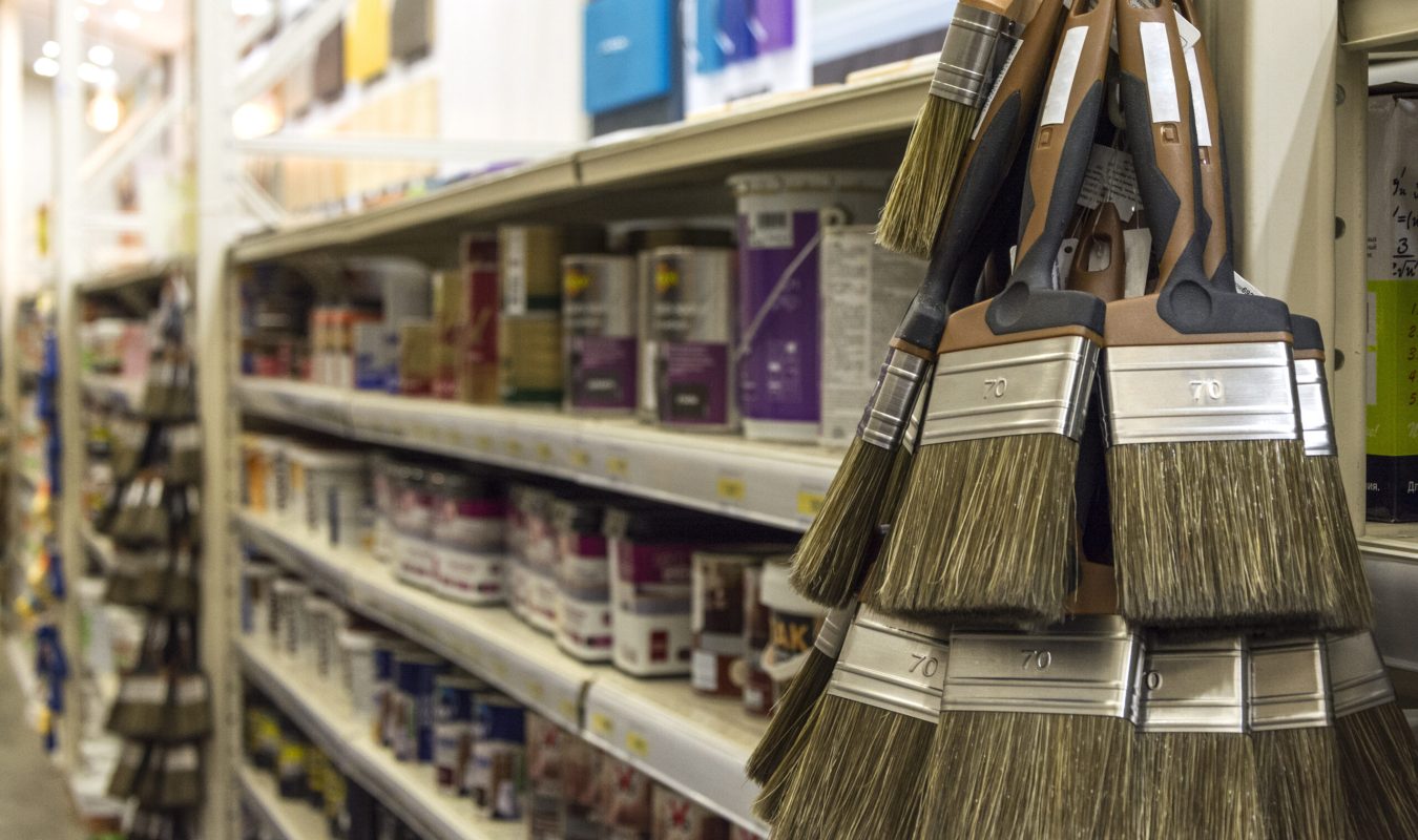 Paint,Brush,Hanging,In,The,Shop,Of,Finishing,Materials